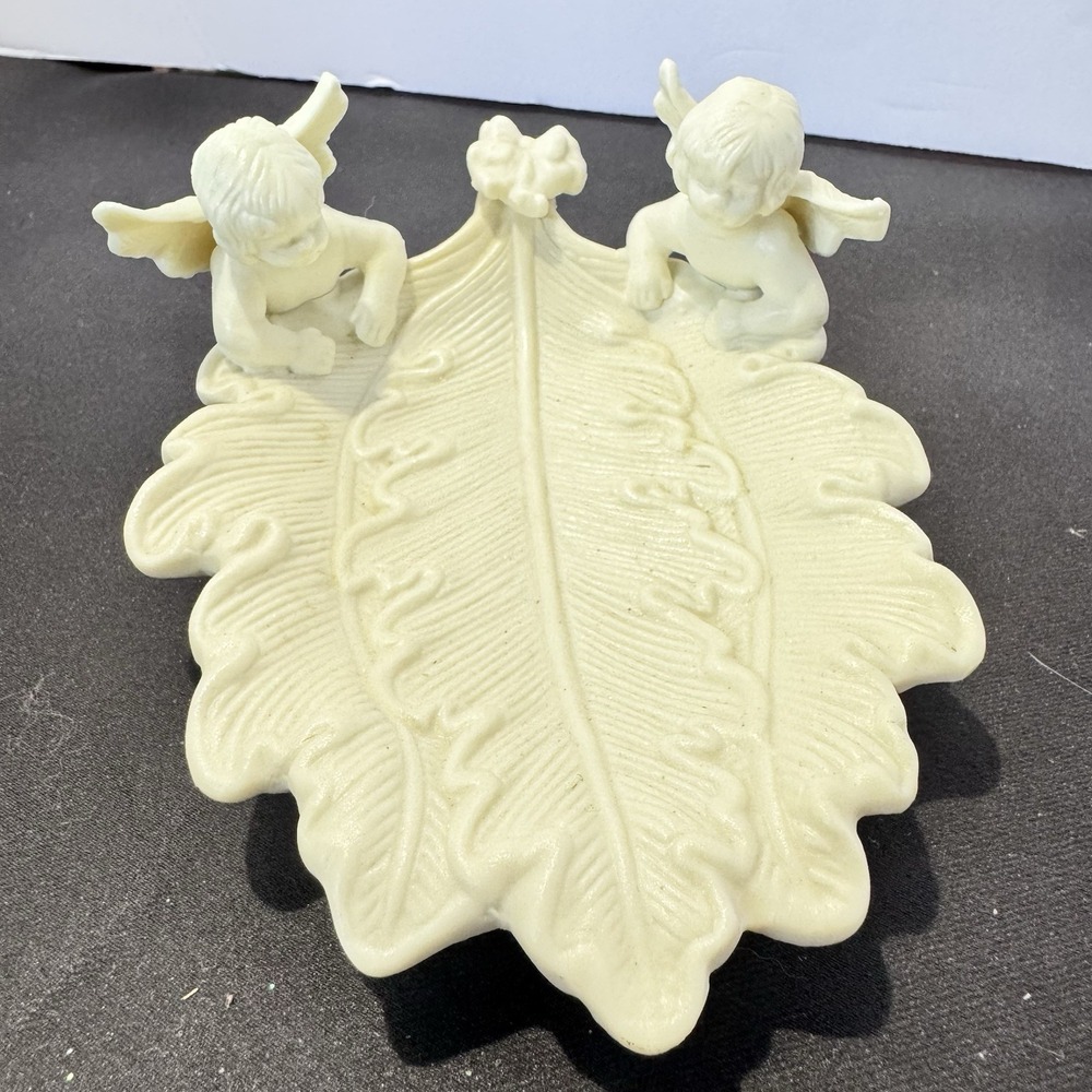VTG Garden Cottage Ivory Soap / Trinket Dish Two Cherub Angles Shabby Chic